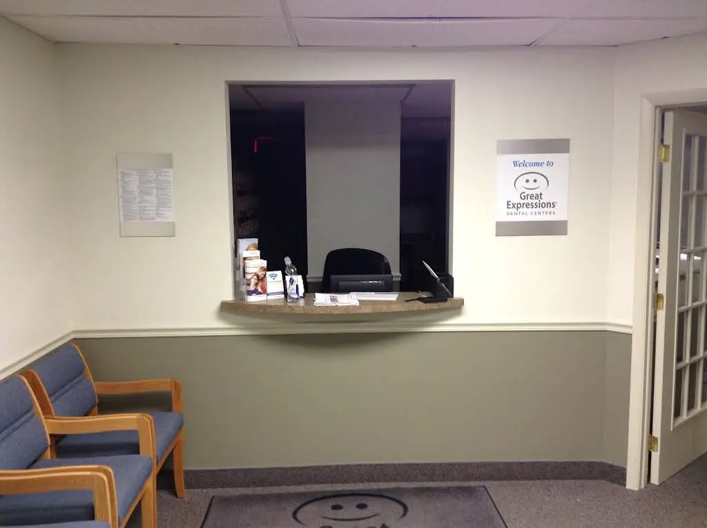 Great Expressions Dental Centers - Professional dental clinic exterior with modern facilities