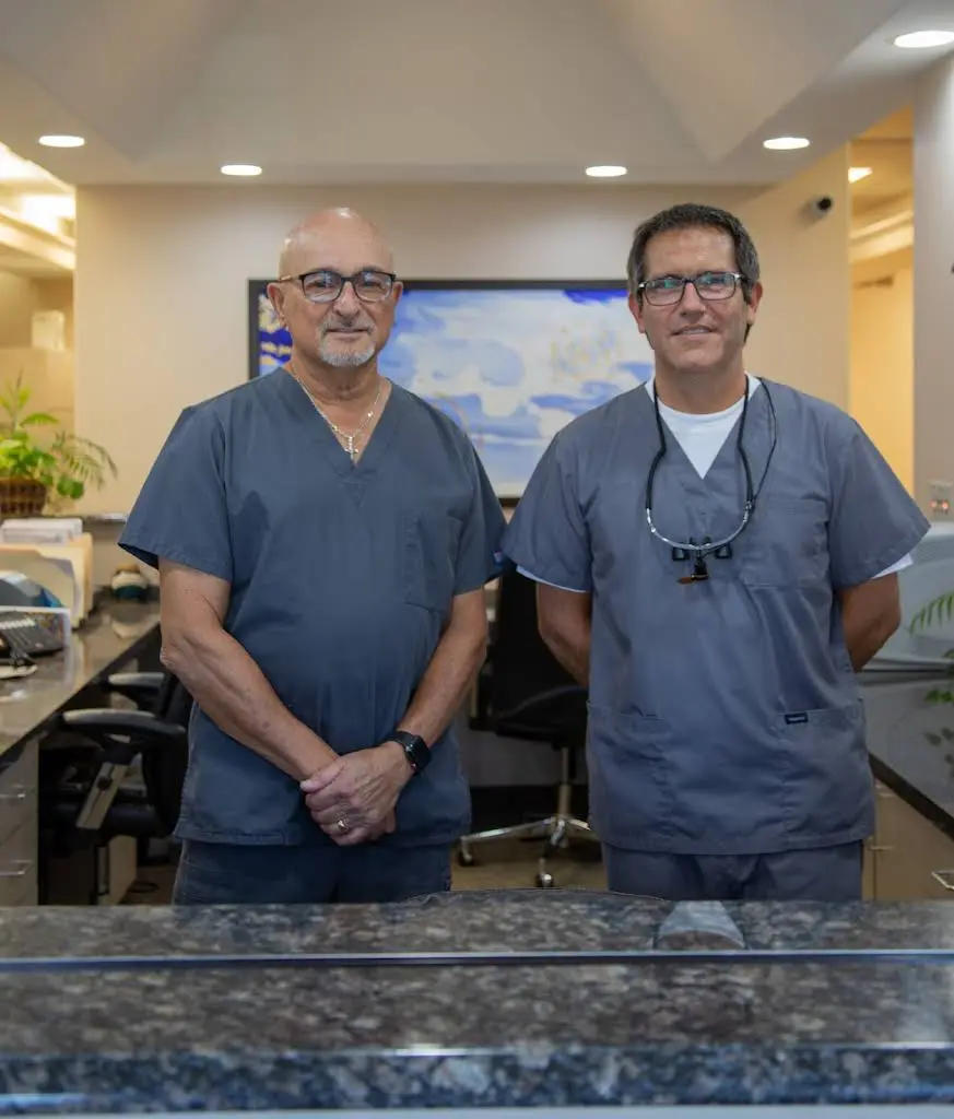 Southgate Family Dental - Rodolfo Diaz DDS - Professional dental clinic exterior with modern facilities