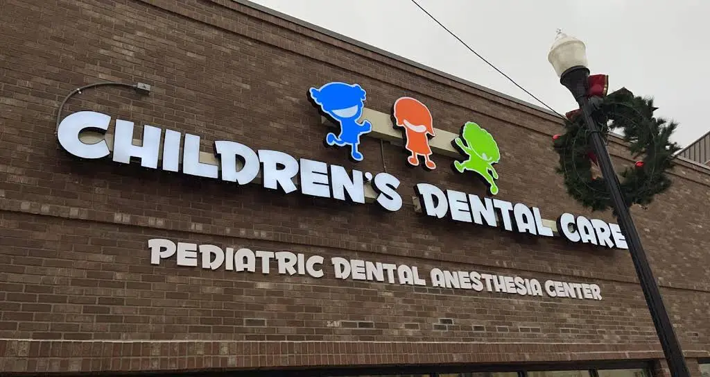Pediatric Dental Anesthesia Center / Children's Dental Care - Professional dental clinic exterior with modern facilities