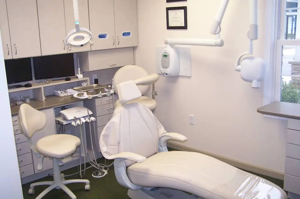 Kaiser Family Dentistry - Professional dental clinic exterior with modern facilities