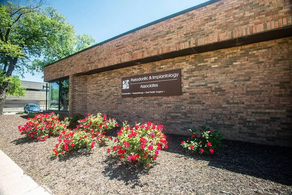 Periodontic & Implantology Associates - Dearborn - Professional dental clinic exterior with modern facilities