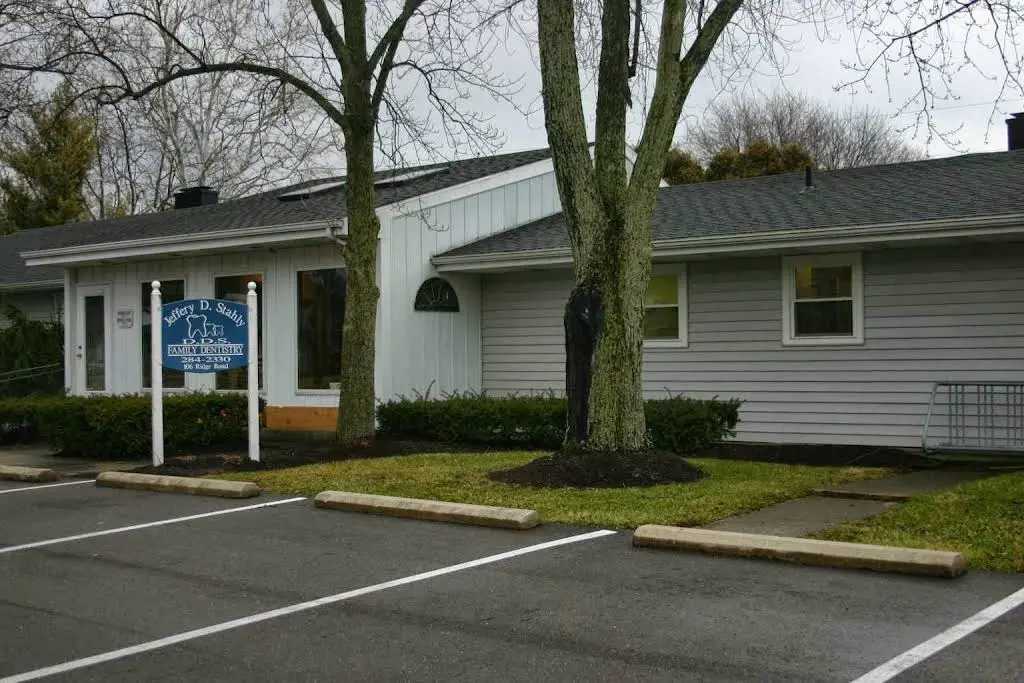 Stahly Family Dentistry - Professional dental clinic exterior with modern facilities