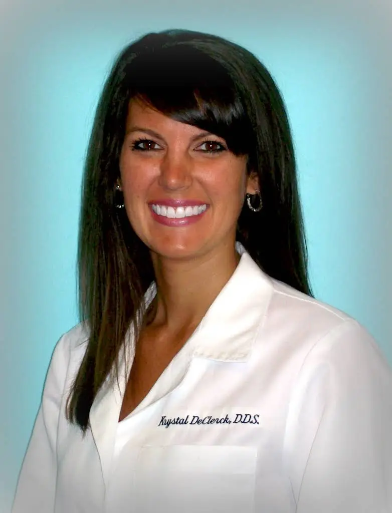 DeClerck Family Dental - Professional dental clinic exterior with modern facilities