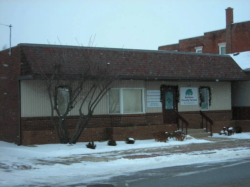 Botkins Family Dental - Professional dental clinic exterior with modern facilities