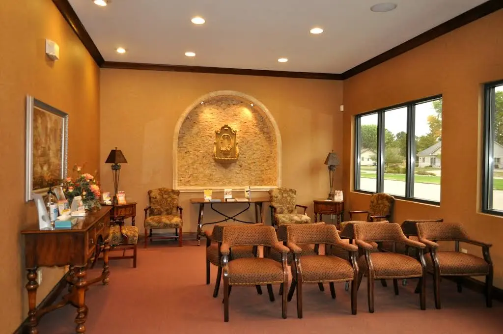 Advanced Oral Surgery - Anderson - Professional dental clinic exterior with modern facilities