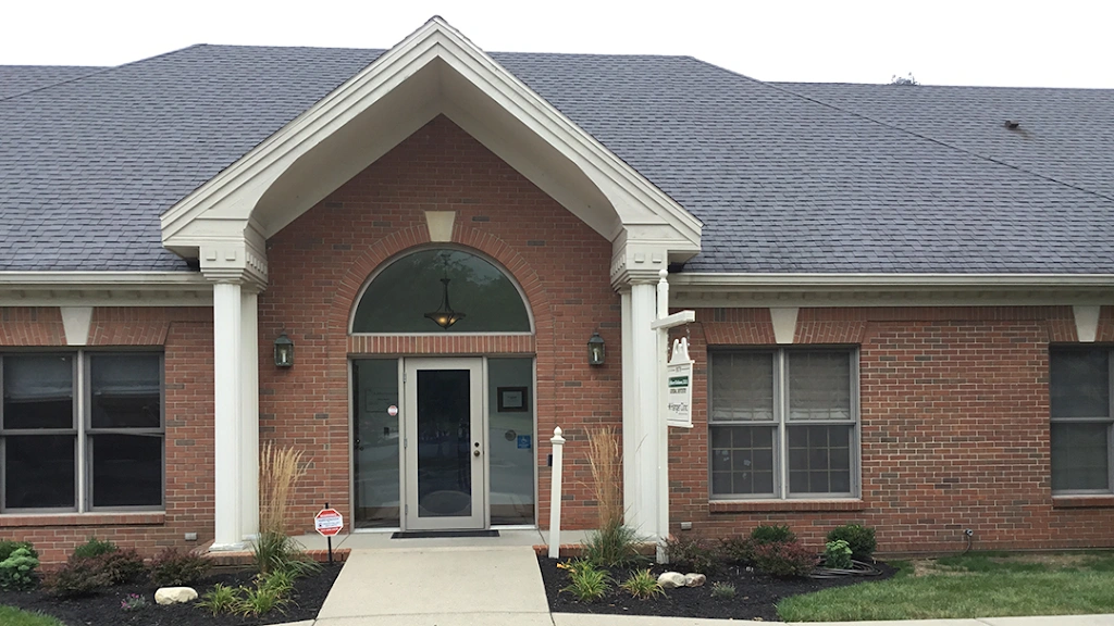 LéMarcel Robinson DDS - Professional dental clinic exterior with modern facilities