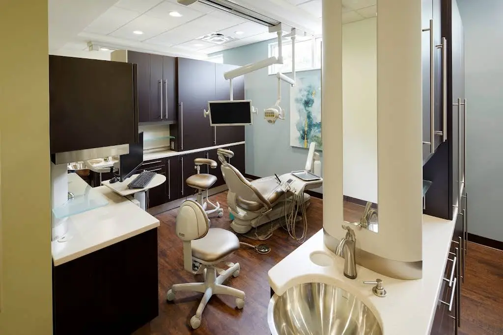 Elevate Dental - Dayton - Professional dental clinic exterior with modern facilities