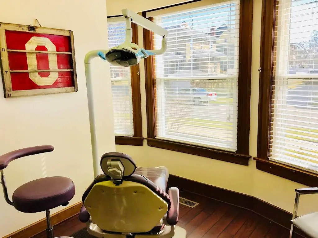 Bucyrus Dental-H. Lin, DDS, LLC - Professional dental clinic exterior with modern facilities
