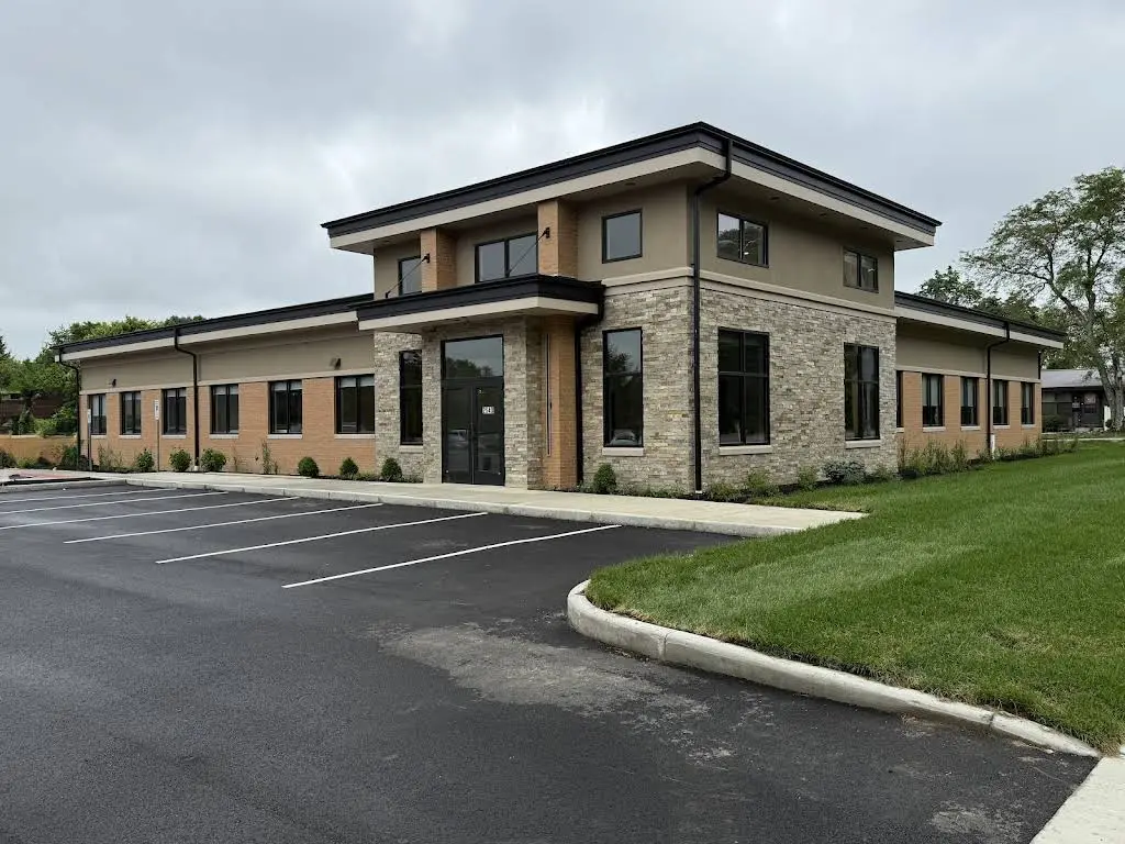 Springfield Gentle Dental - Professional dental clinic exterior with modern facilities