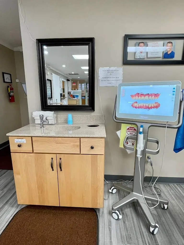 Dhingra Orthodontics