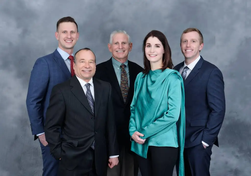 Western Lake Erie Oral & Maxillofacial Surgeons - Professional dental clinic exterior with modern facilities