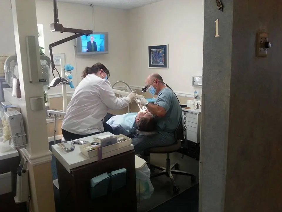 Dental Clinic - Linderman Jeffrey A DDS