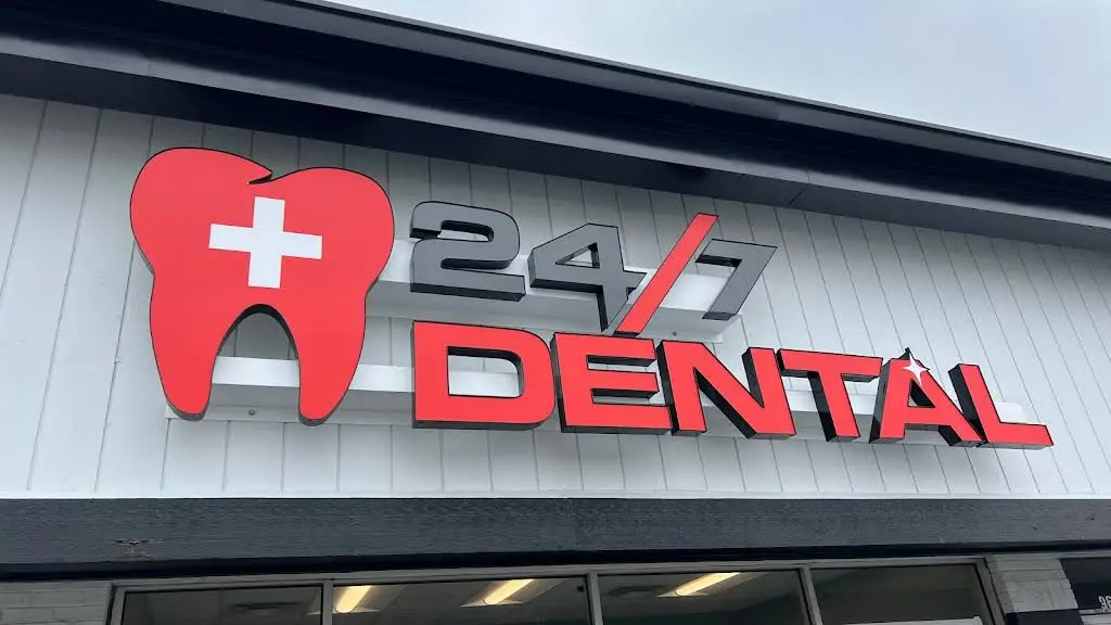 24/7 Dental - Professional dental clinic exterior with modern facilities