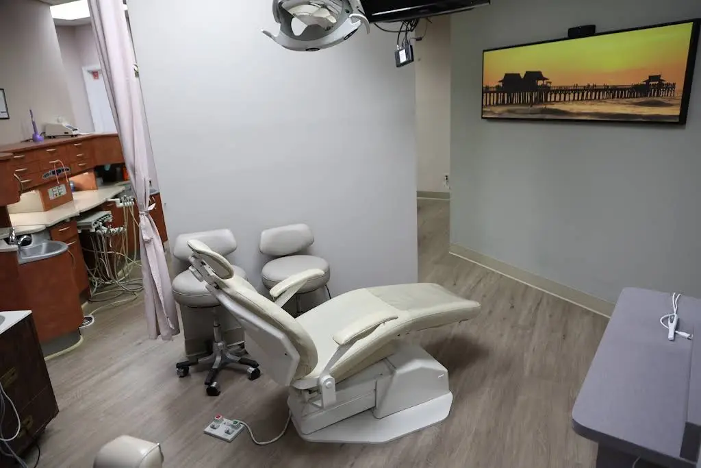 Dental Care Dr. Nathan Lloyd / Oxford Health Centered Dentistry
