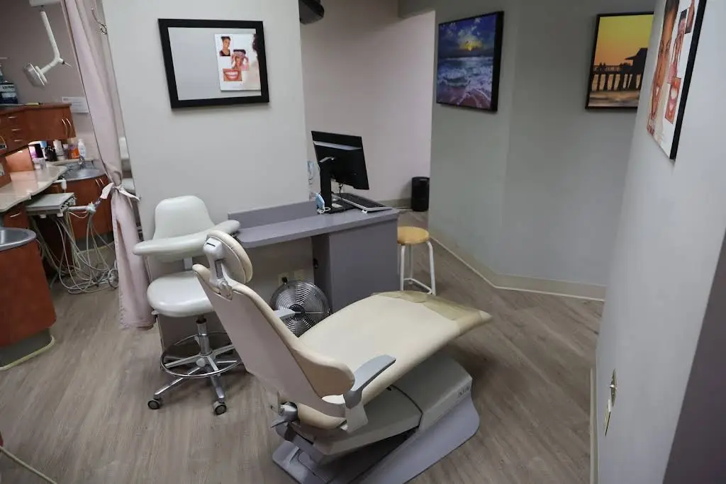 Dental Care Dr. Nathan Lloyd / Oxford Health Centered Dentistry