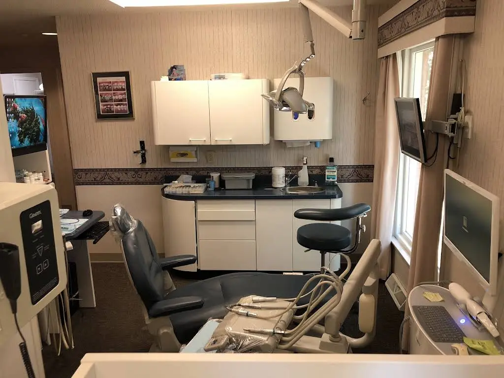 Hamilton Dental Group