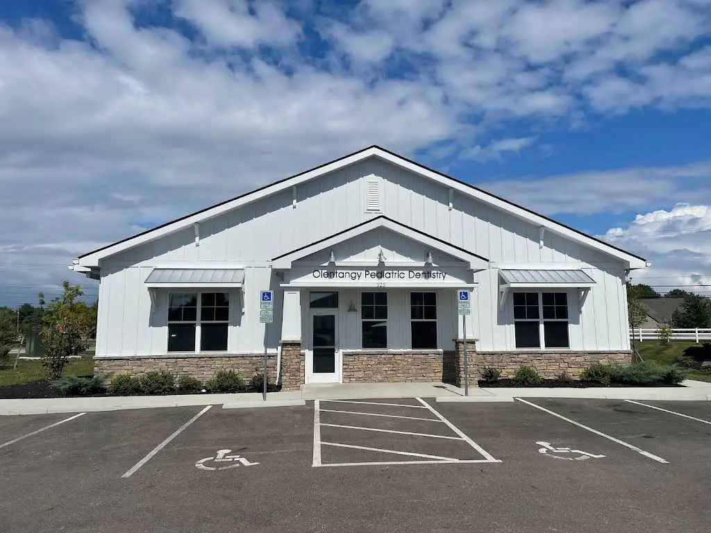 Olentangy Pediatric Dentistry - Professional dental clinic exterior with modern facilities