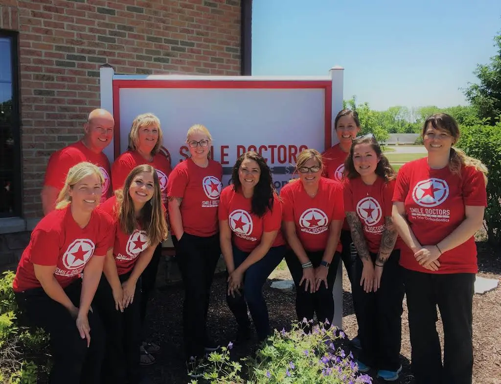 Smile Doctors Orthodontics - Mansfield - Professional dental clinic exterior with modern facilities