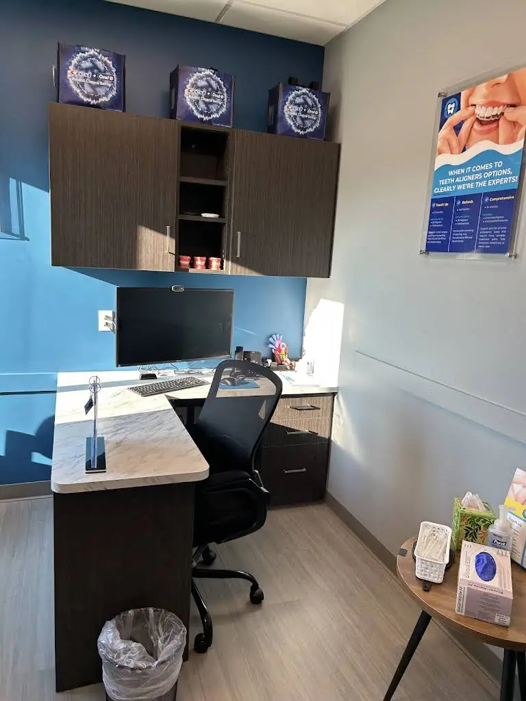 Orthodontic Experts Indianapolis - Professional dental clinic exterior with modern facilities