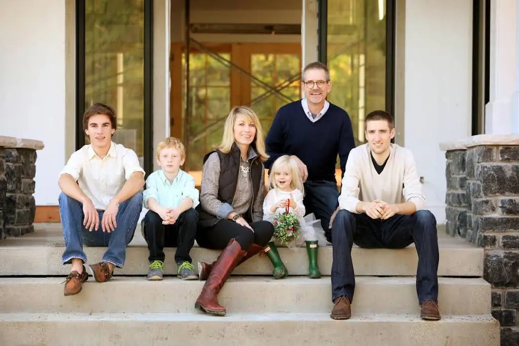 Richard J. Stuart Jr DDS PC / Carmel Family Dental - Professional dental clinic exterior with modern facilities