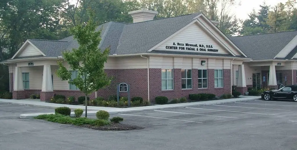 Dayton Facial Surgery - Professional dental clinic exterior with modern facilities