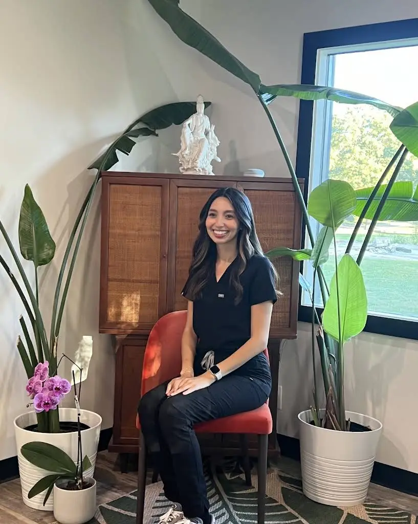 Paradise Dental - Huong Vu, D.D.S.