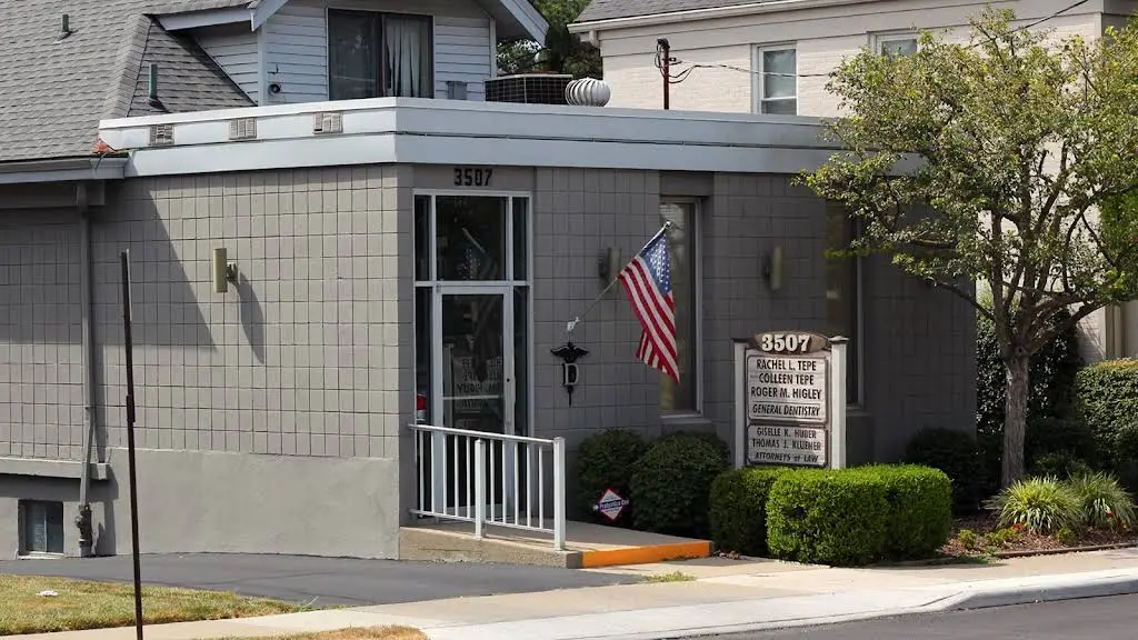 Tepe Dentistry - Professional dental clinic exterior with modern facilities