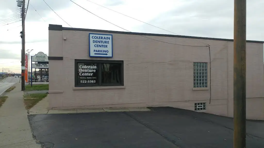 Colerain Denture Center Dr. Timothy J. Richter - Professional dental clinic exterior with modern facilities