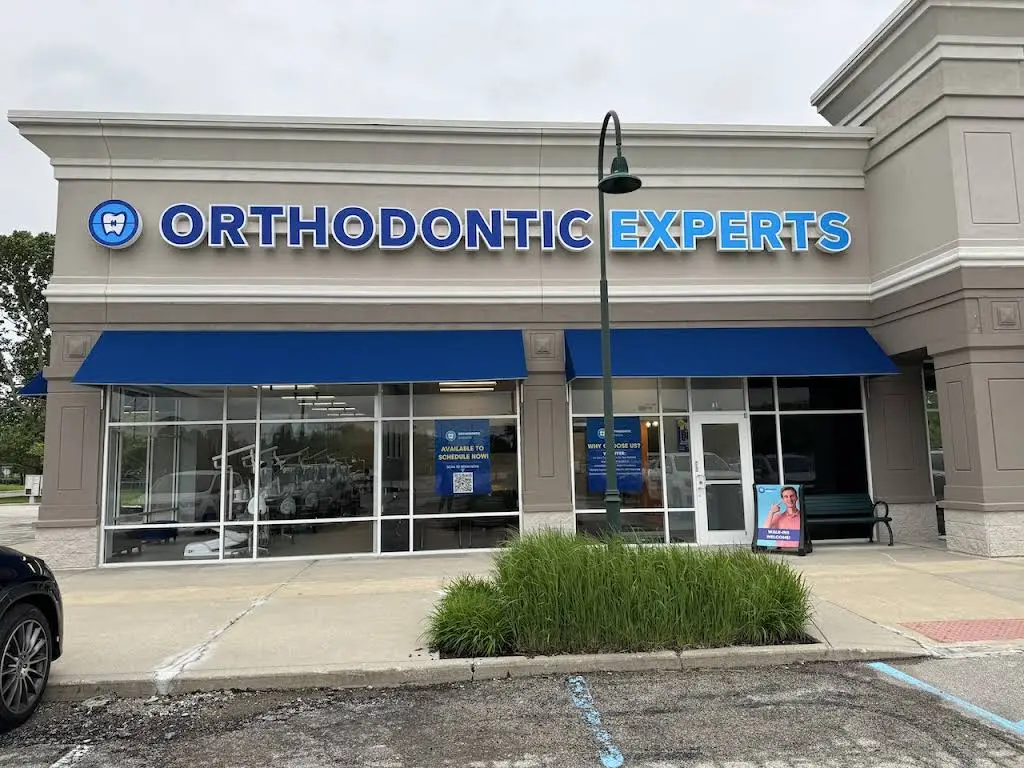 Orthodontic Experts - Professional dental clinic exterior with modern facilities