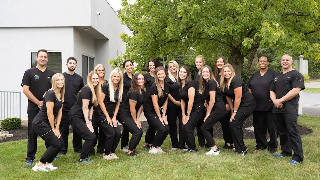 Oak Creek Dental Care - Professional dental clinic exterior with modern facilities