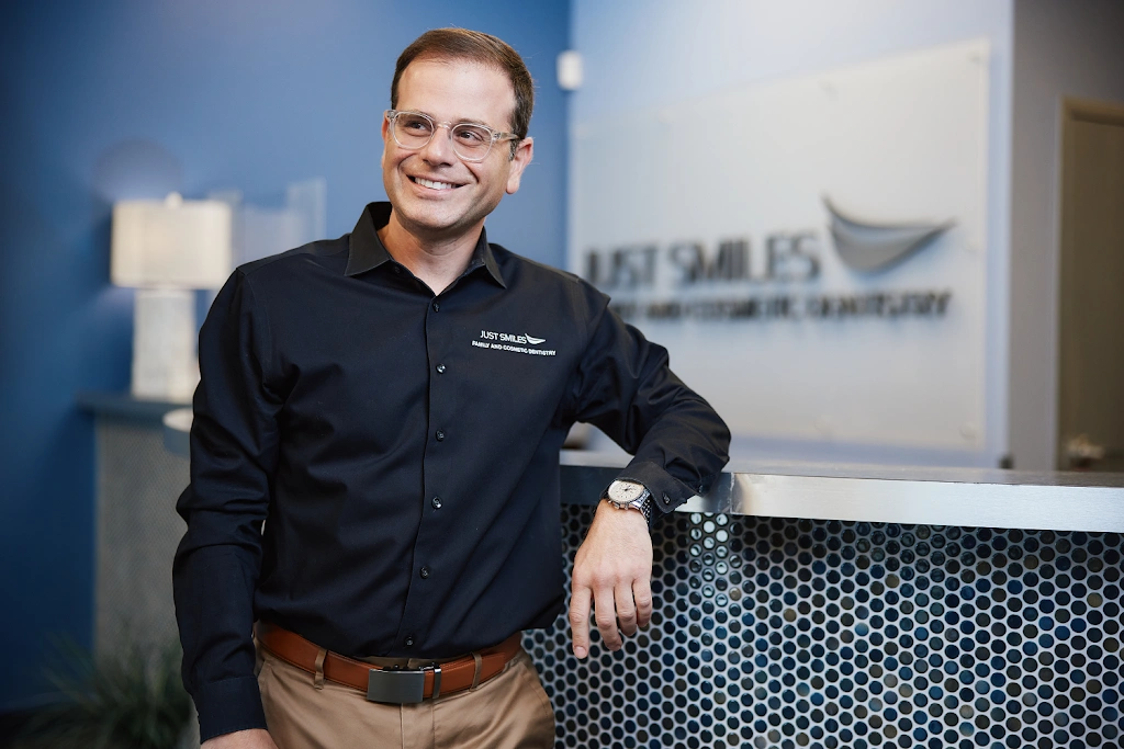 Just Smiles - General, Cosmetic & Implant Dentistry