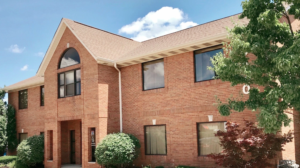 Murdock Orthodontics - Professional dental clinic exterior with modern facilities