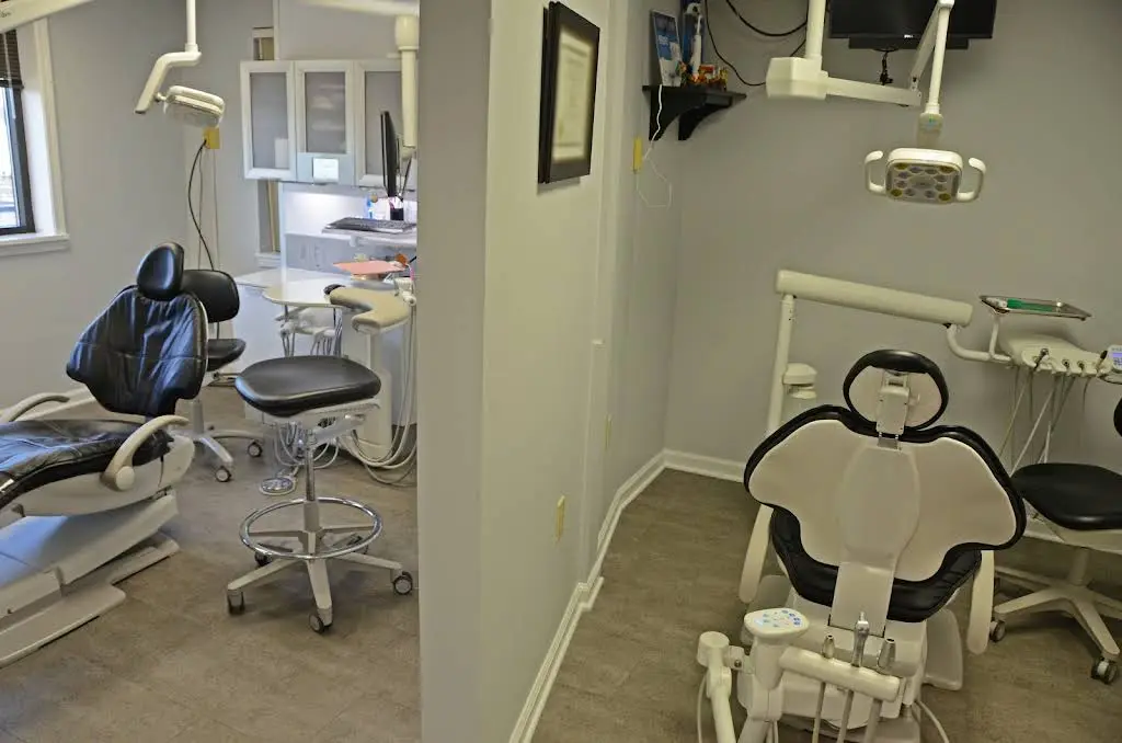 Jackson County Dental - Professional dental clinic exterior with modern facilities