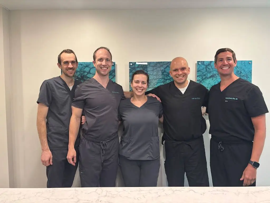 Columbus Endodontic Specialists - Professional dental clinic exterior with modern facilities