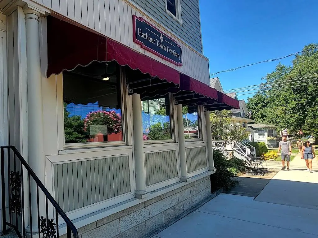 Harbour Town Dentistry - Professional dental clinic exterior with modern facilities