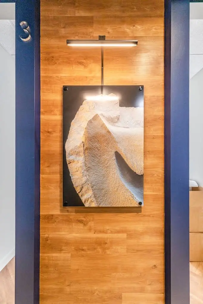 4th St Dental Studio - Professional dental clinic exterior with modern facilities