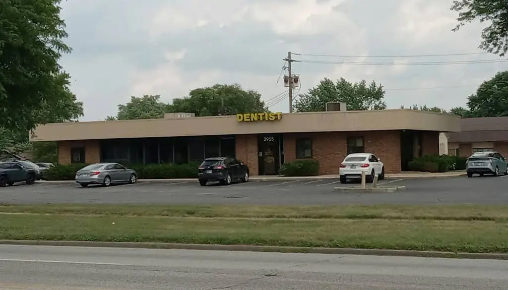 Complete Family Dentistry - Bierman Gregory A - Professional dental clinic exterior with modern facilities