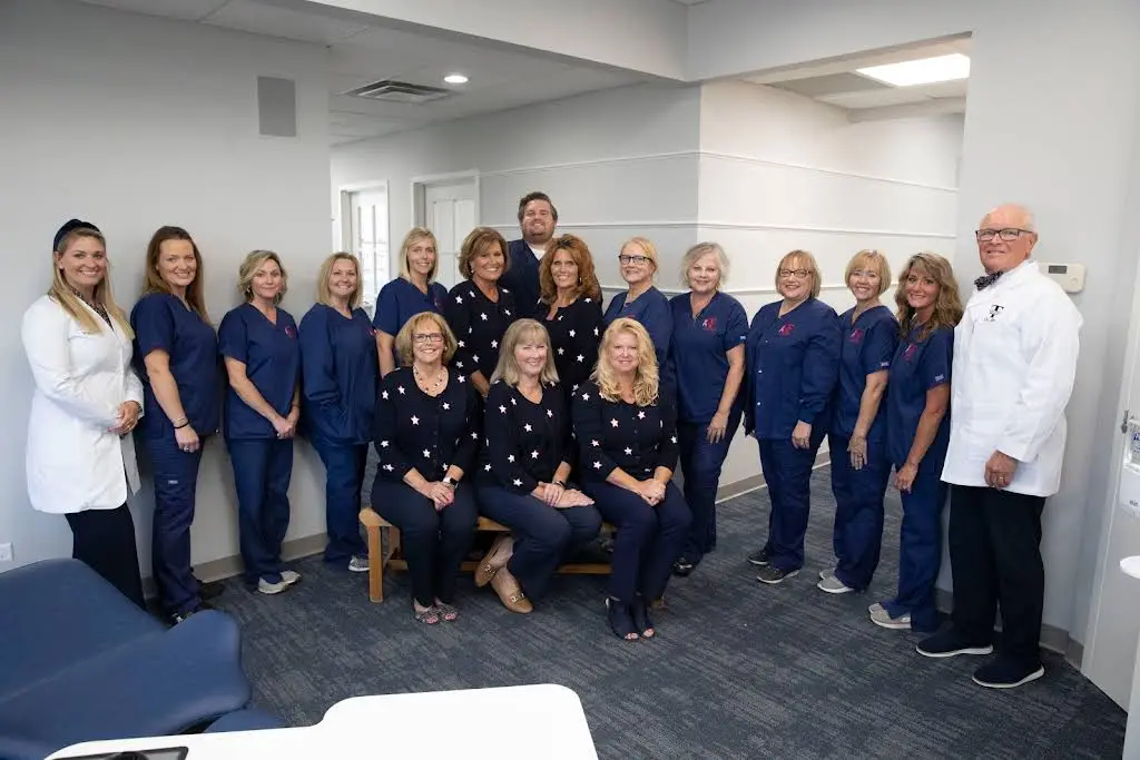 Thacker Orthodontics - Professional dental clinic exterior with modern facilities