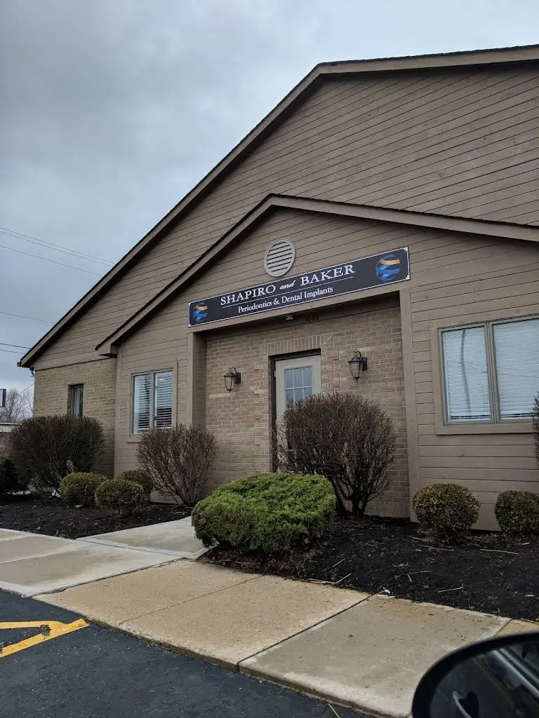 Shapiro, Baker, and Weber Periodontics & Dental Implants - Professional dental clinic exterior with modern facilities