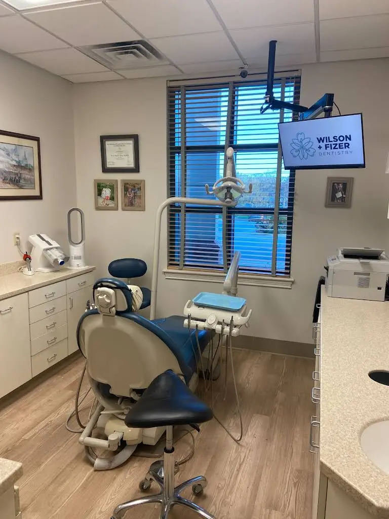 Wilson & Fizer Dentistry - Professional dental clinic exterior with modern facilities