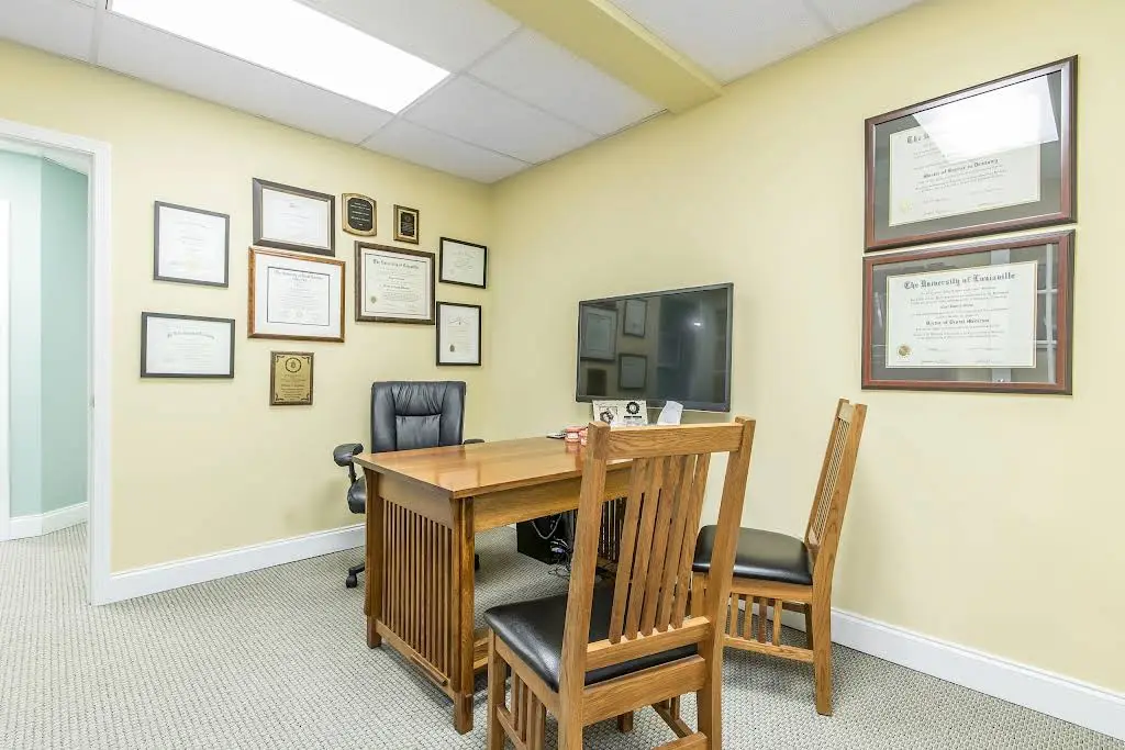 BracesBracesBraces - Professional dental clinic exterior with modern facilities