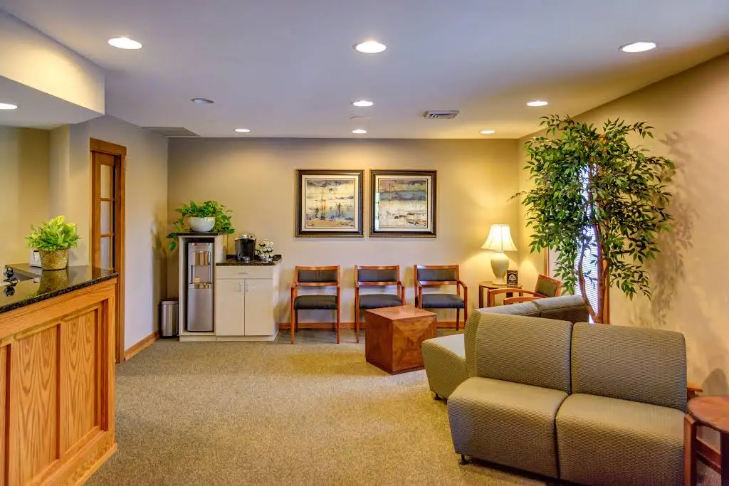 Jeremy J. Borsky D.D.S. - Professional dental clinic exterior with modern facilities