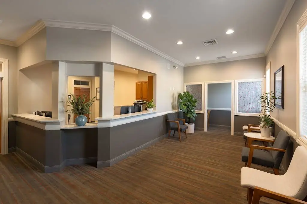 Claybrooke Dental of Gahanna - Professional dental clinic exterior with modern facilities