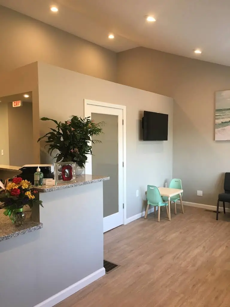 Bielozer Family Dental - Professional dental clinic exterior with modern facilities