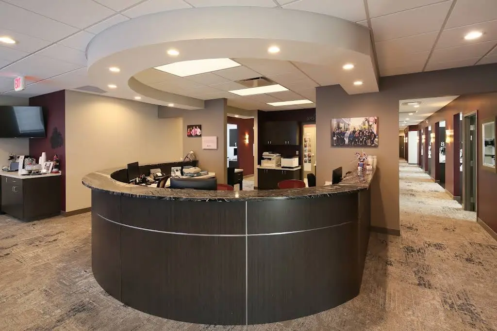 Middleburg Heights Family Dentistry - Professional dental clinic exterior with modern facilities