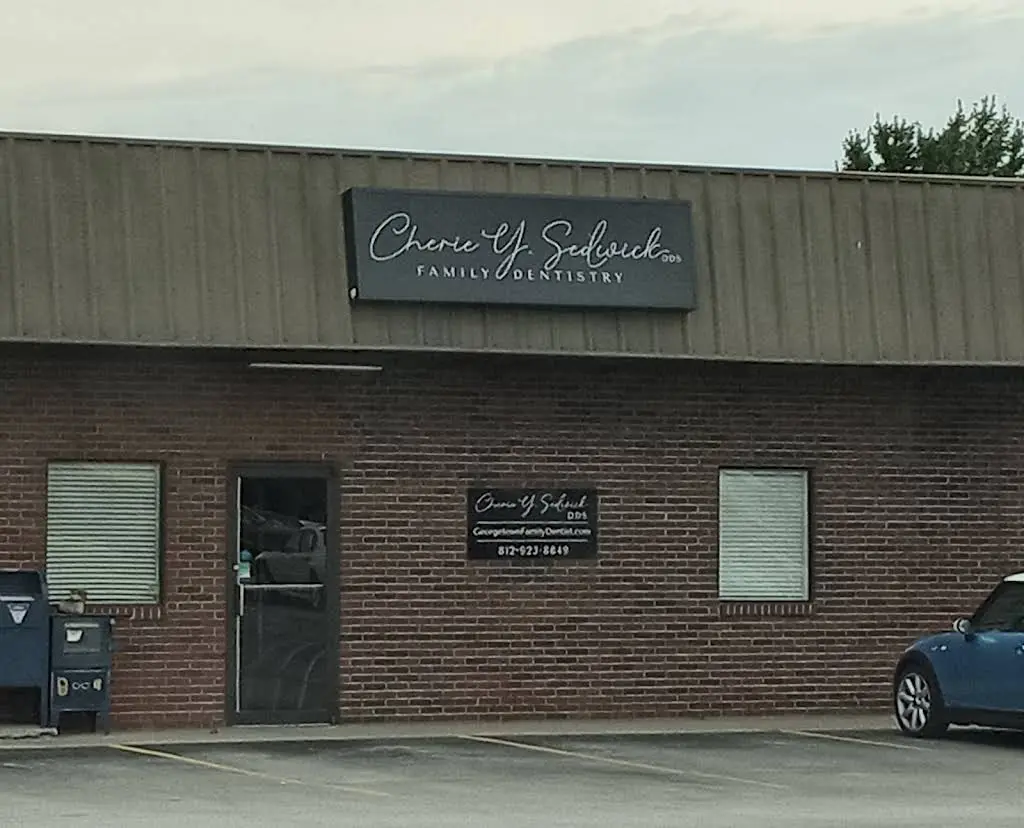 Floyds Knobs Dental - Professional dental clinic exterior with modern facilities