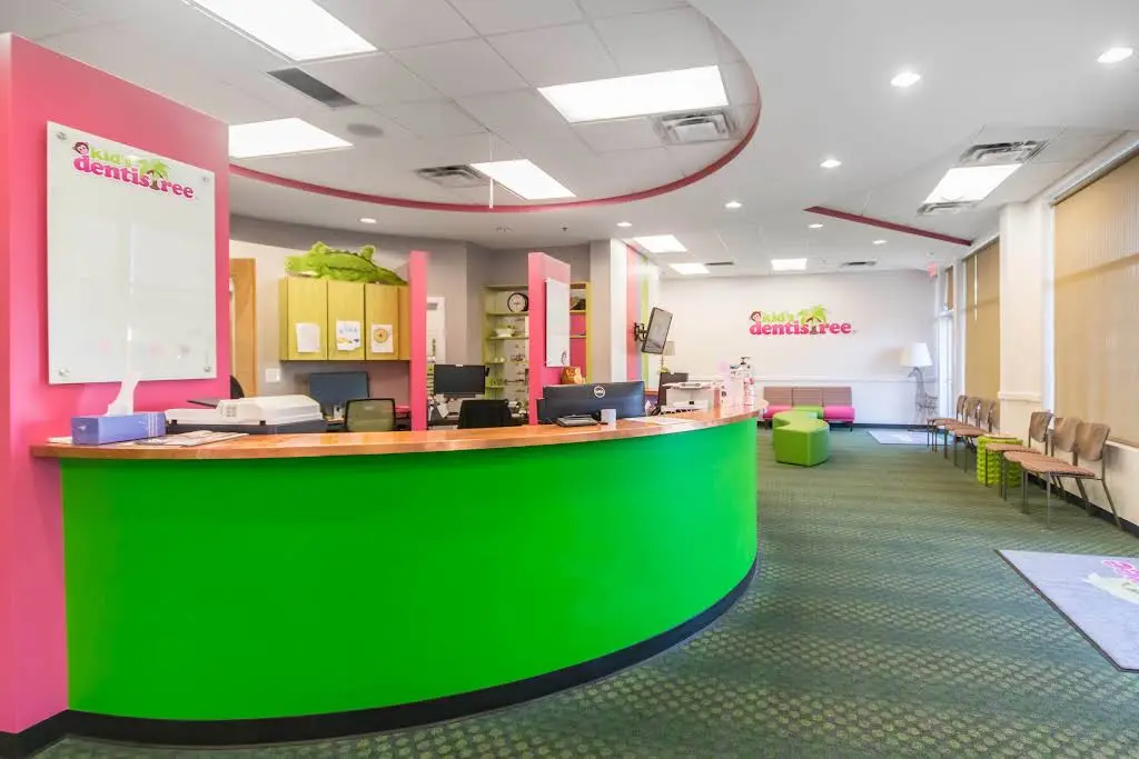 Kid's Dentistree - Professional dental clinic exterior with modern facilities