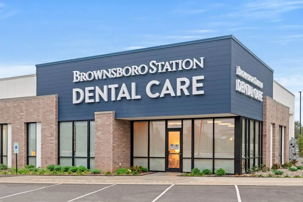 Brownsboro Station Dental Care - Professional dental clinic exterior with modern facilities