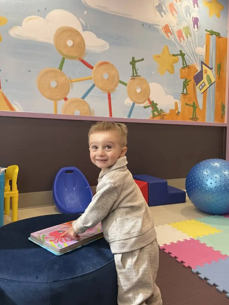 Tinker Tooth Pediatric Dentistry - Professional dental clinic exterior with modern facilities