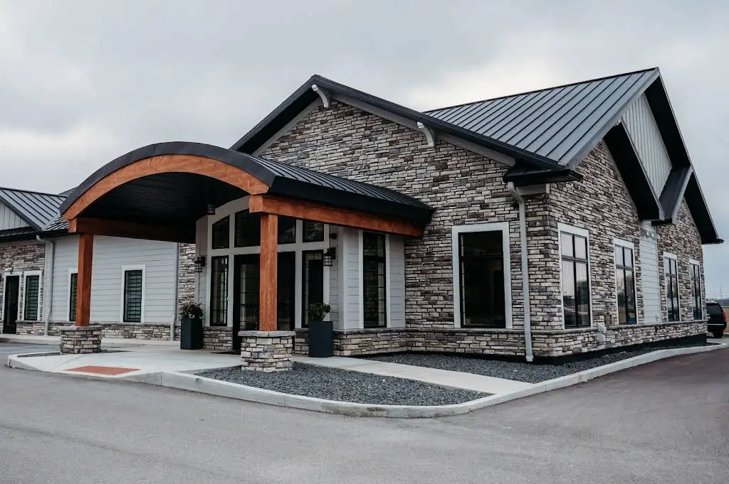 Crown Hill Dentistry - Professional dental clinic exterior with modern facilities